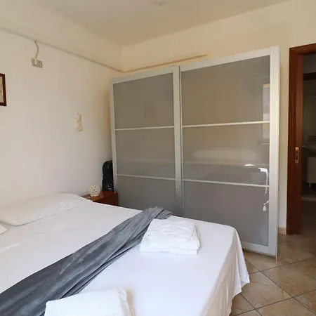بيت للعطل Charming 2 Bedroom In Otranto, Italy
