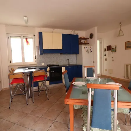Charming 2 Bedroom In Otranto, Italy Tatil Evi