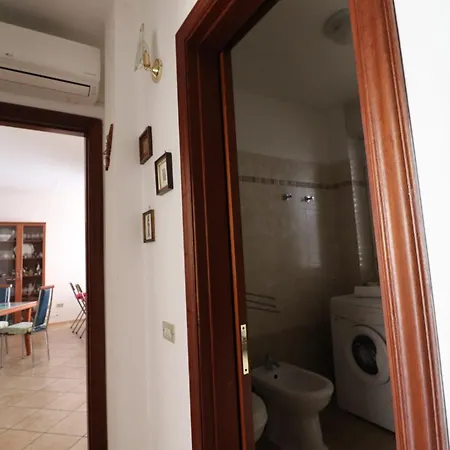 بيت للعطل Charming 2 Bedroom In Otranto, Italy